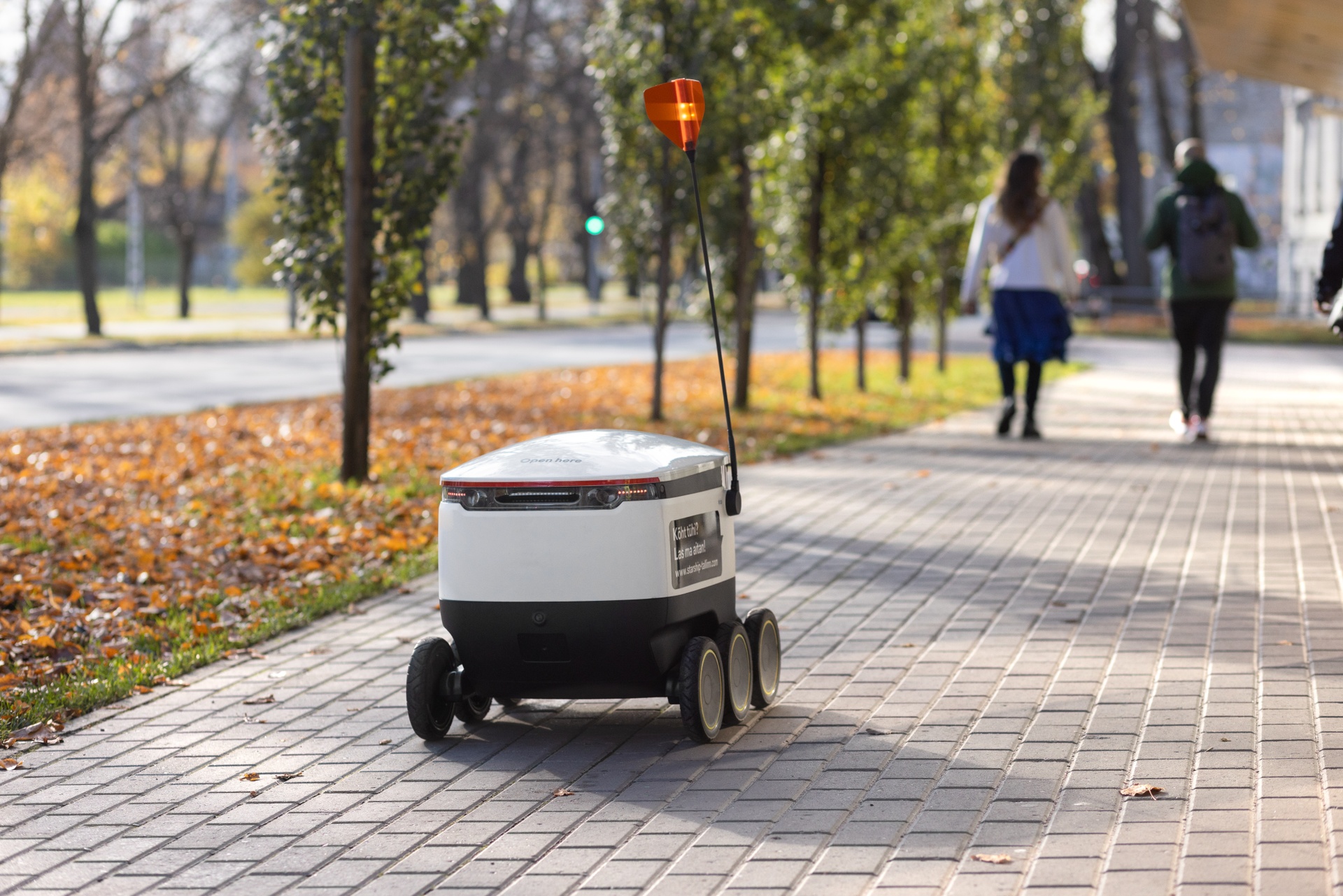 Starship robot making a delivery in Tallinn