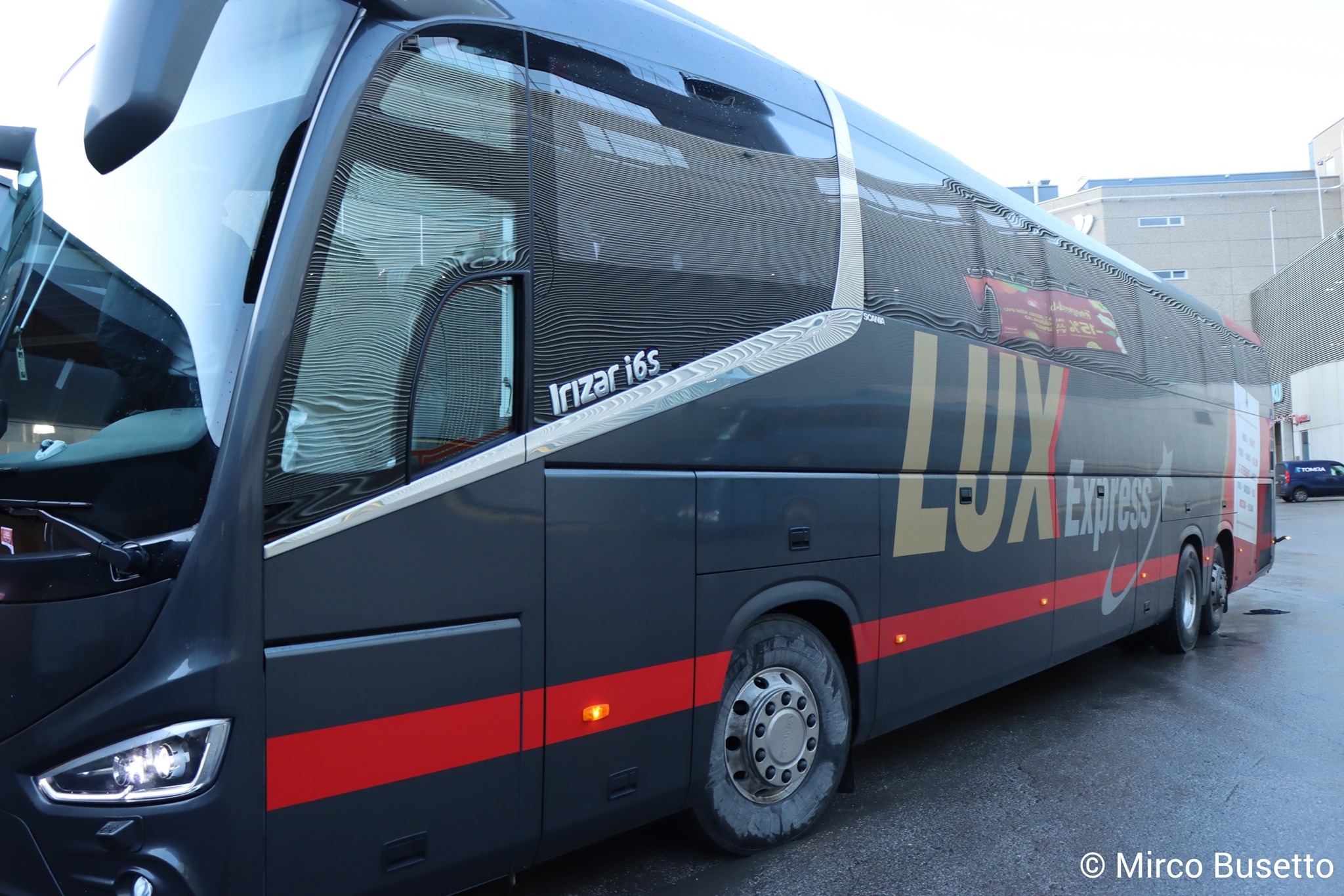 Lux Express bus to Estonia