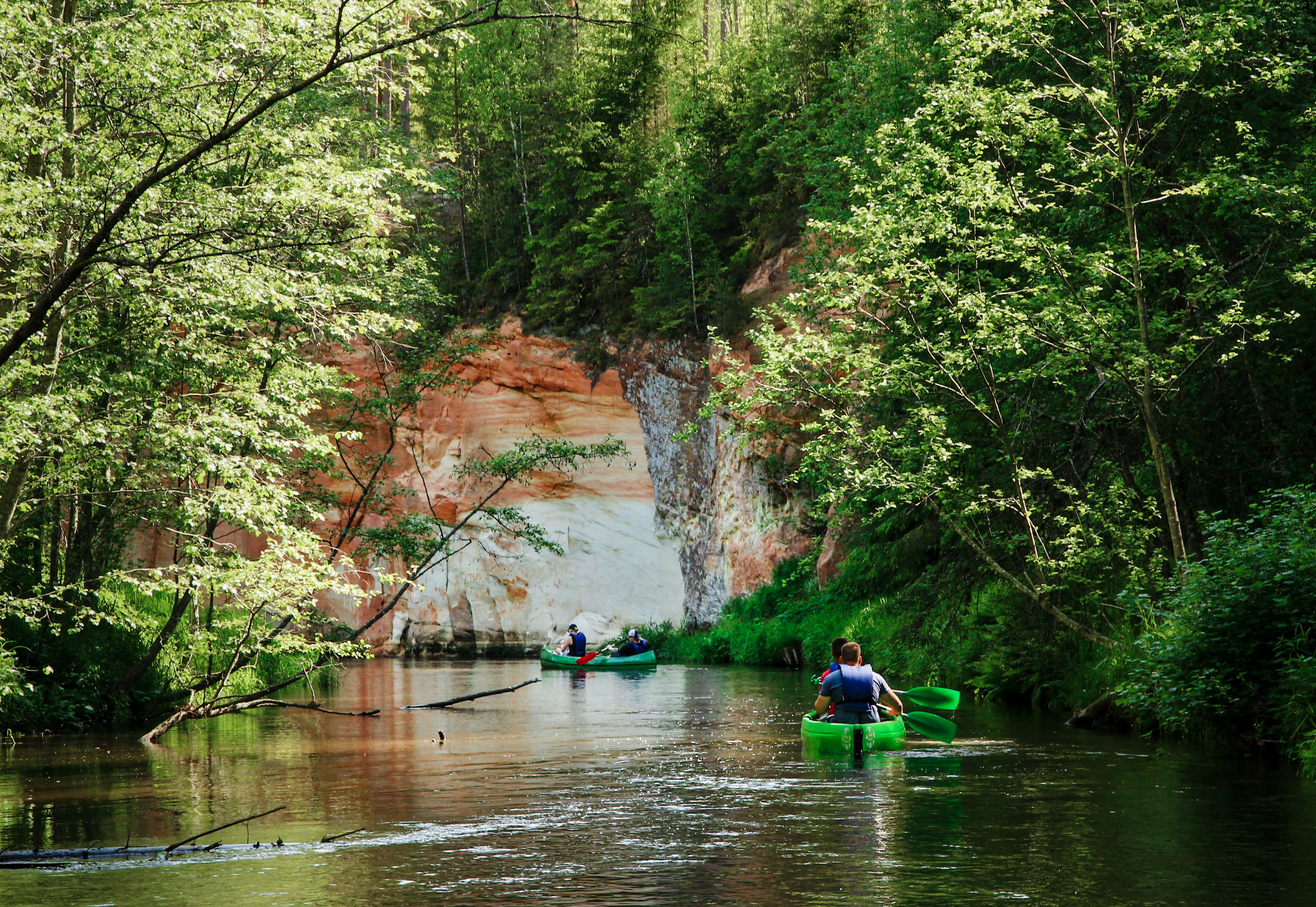 Canoe trip in Old Võromaa on Ahja River