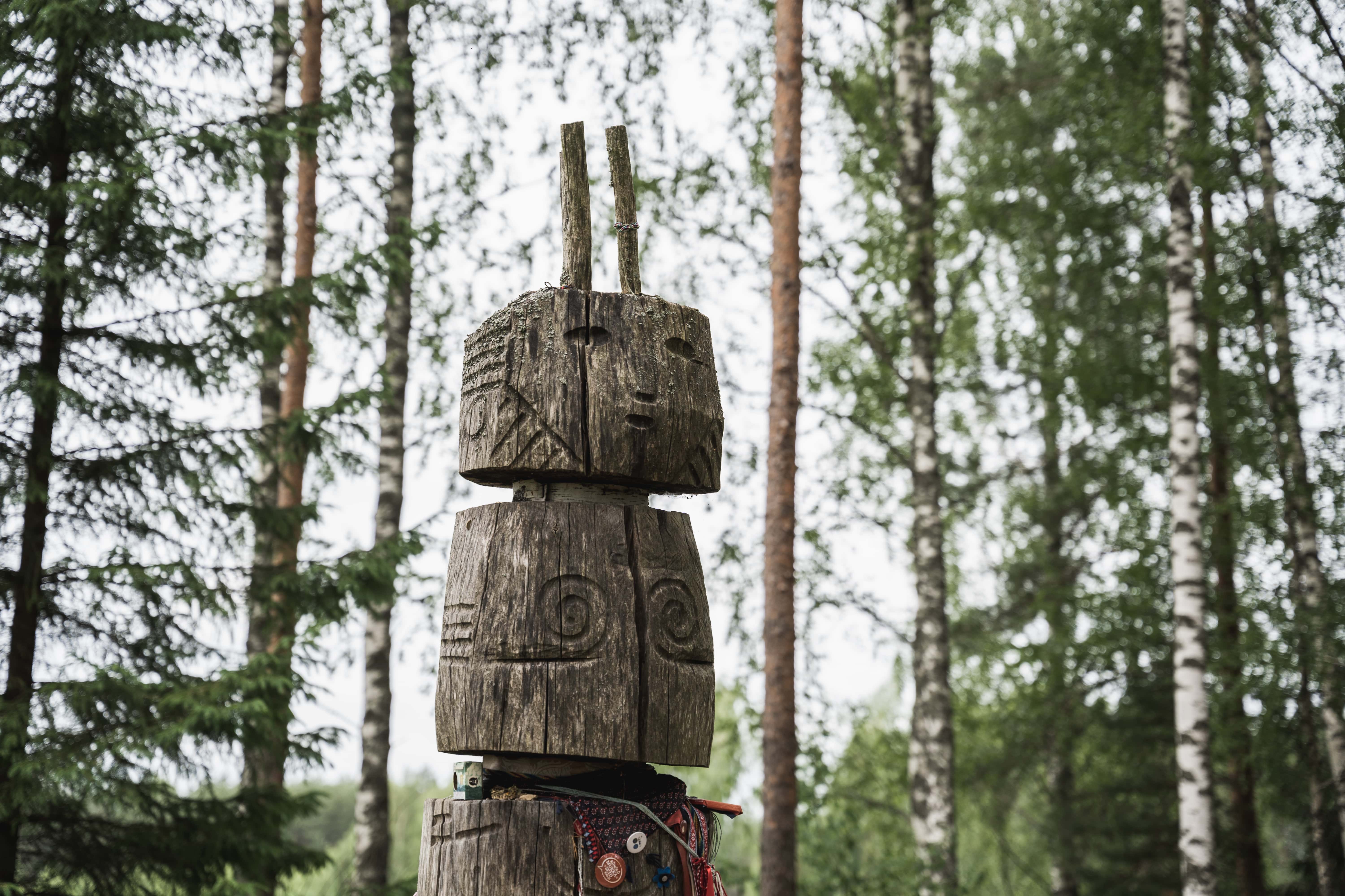 Wooden sculpture of Peko in Setomaa