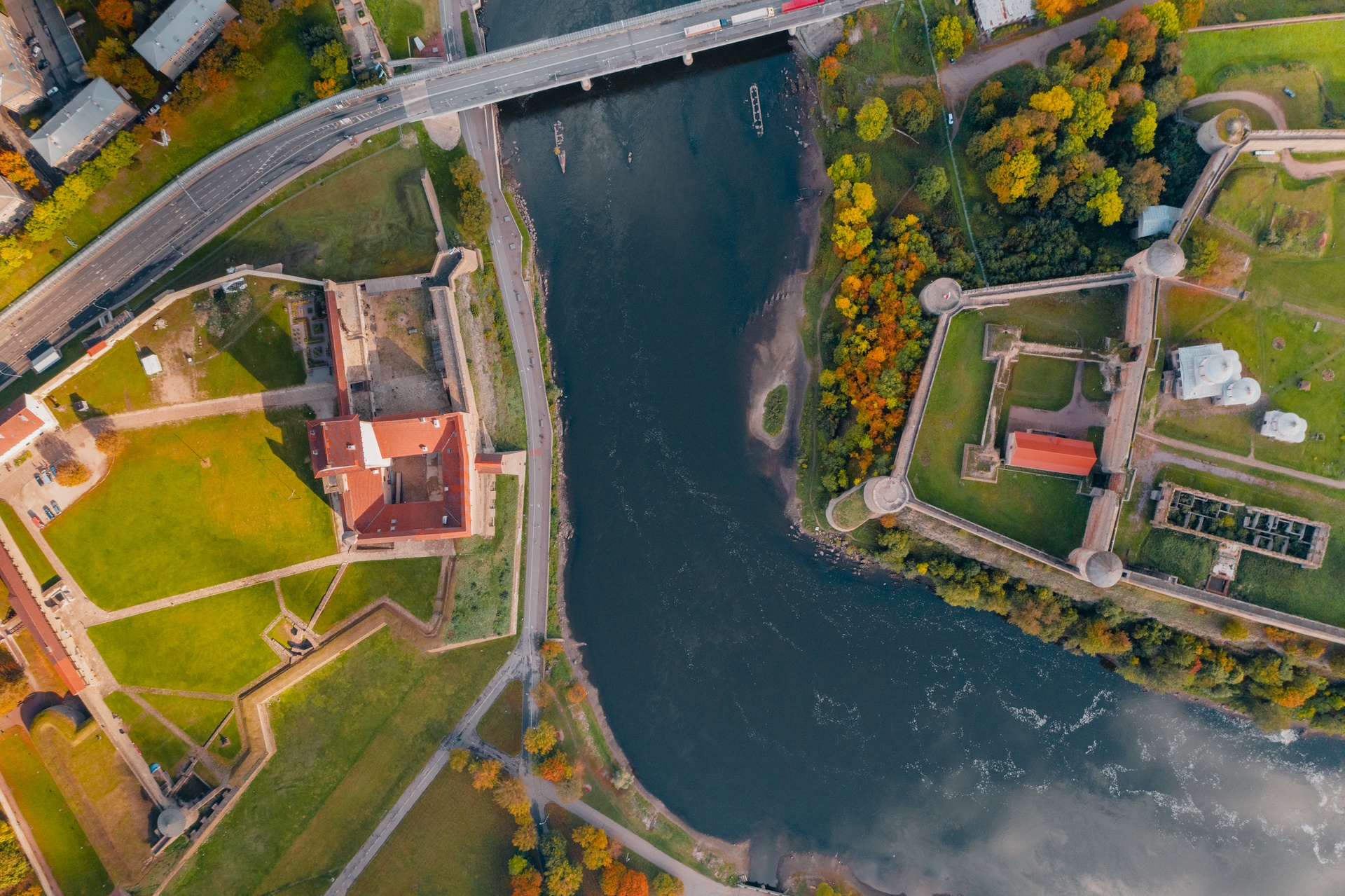 Narva River between Narva and Ivangorod Castles in autumn 