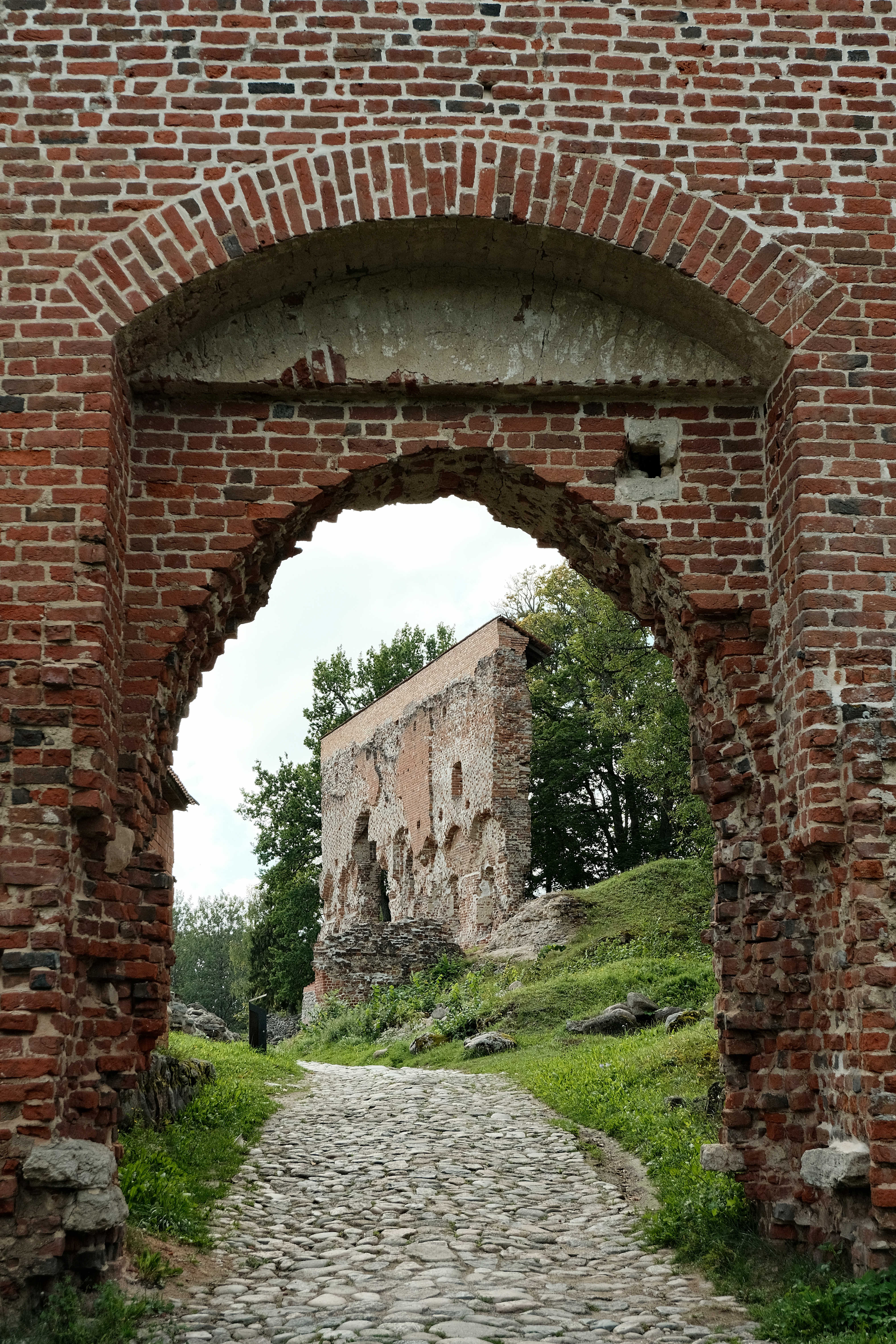 Die Ruinen der Ordensburg in Viljandi