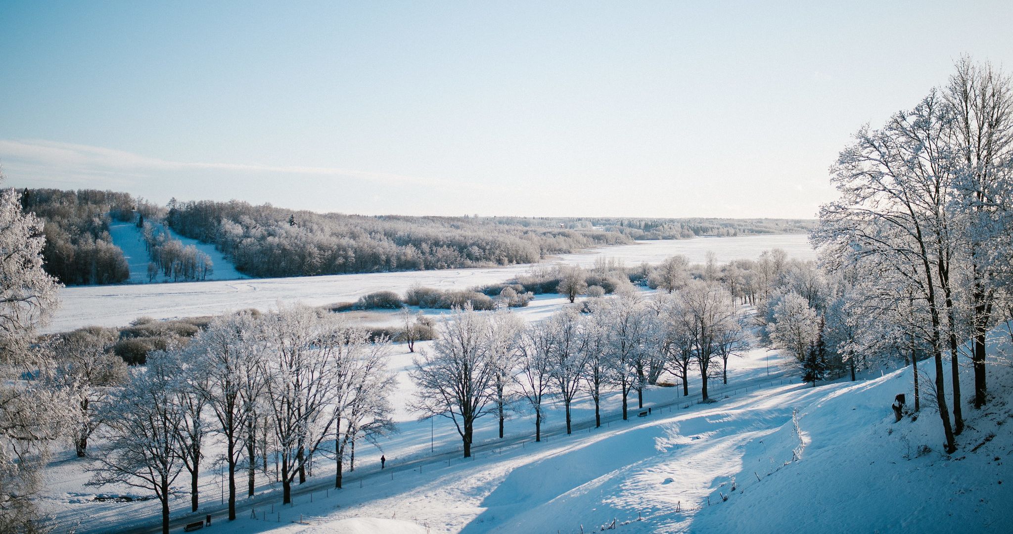 Ziemas ainava pie Vīlandes ezera