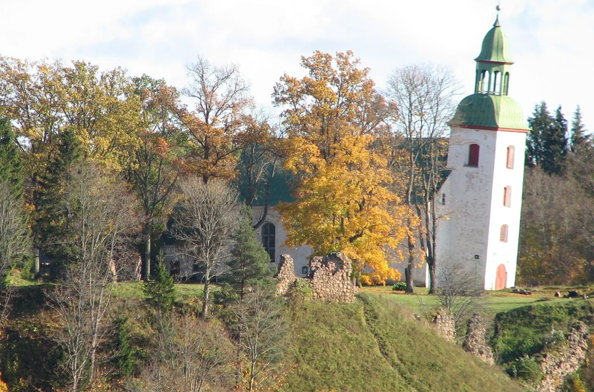 Die Peterskirche in Karksi