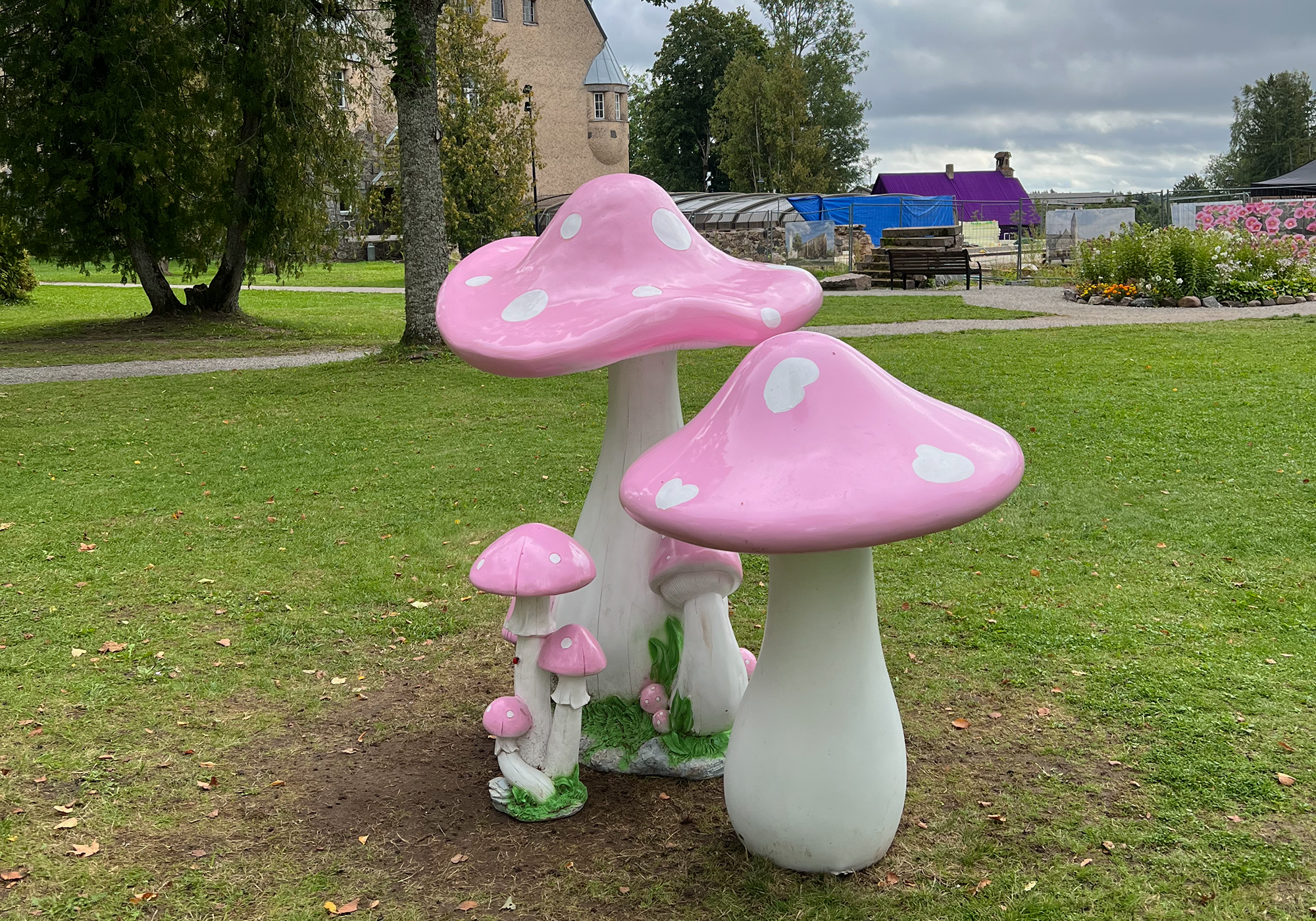 Alices Wunderland auf Schloss Wagenküll