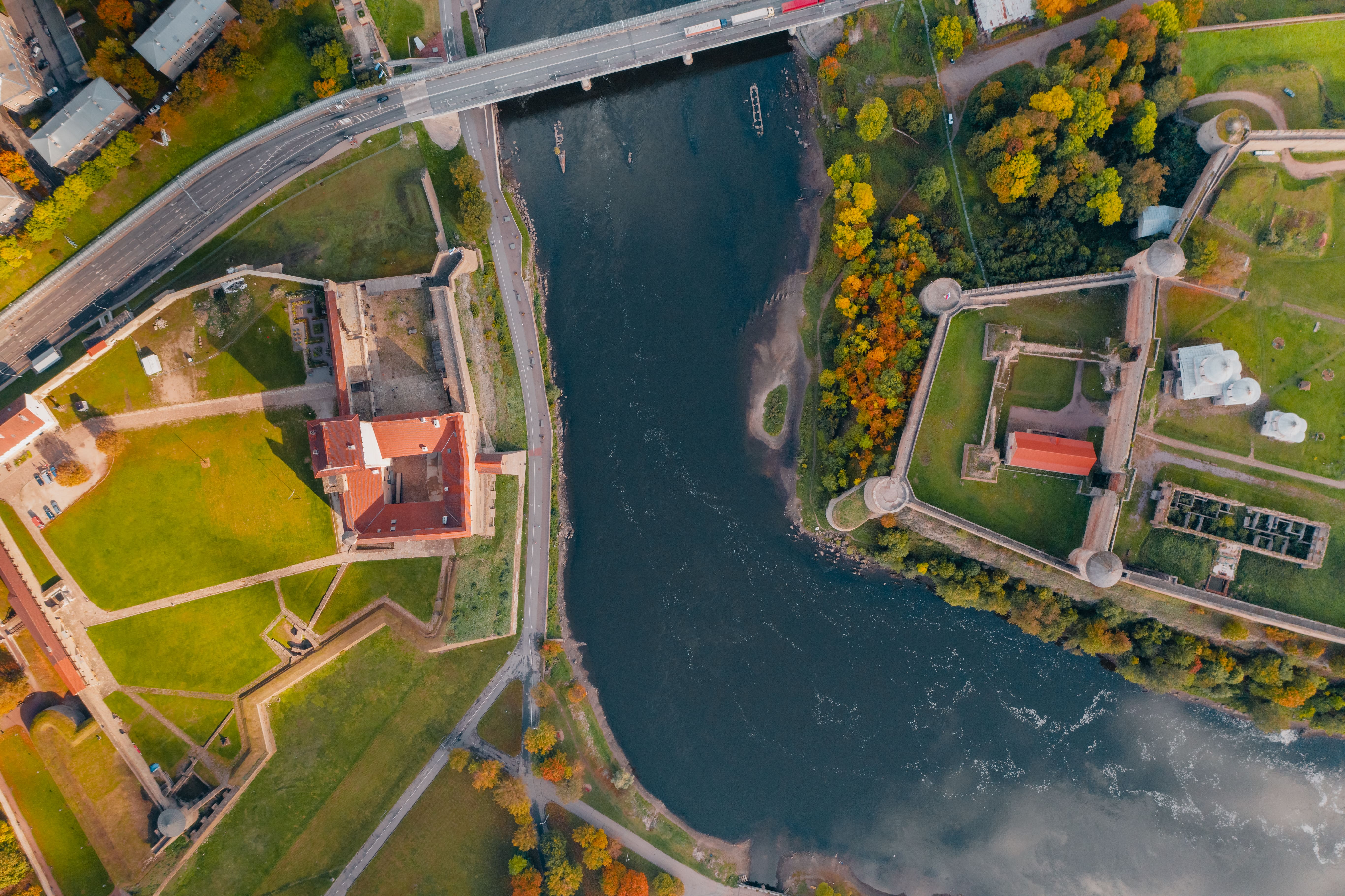 Narva rudenī