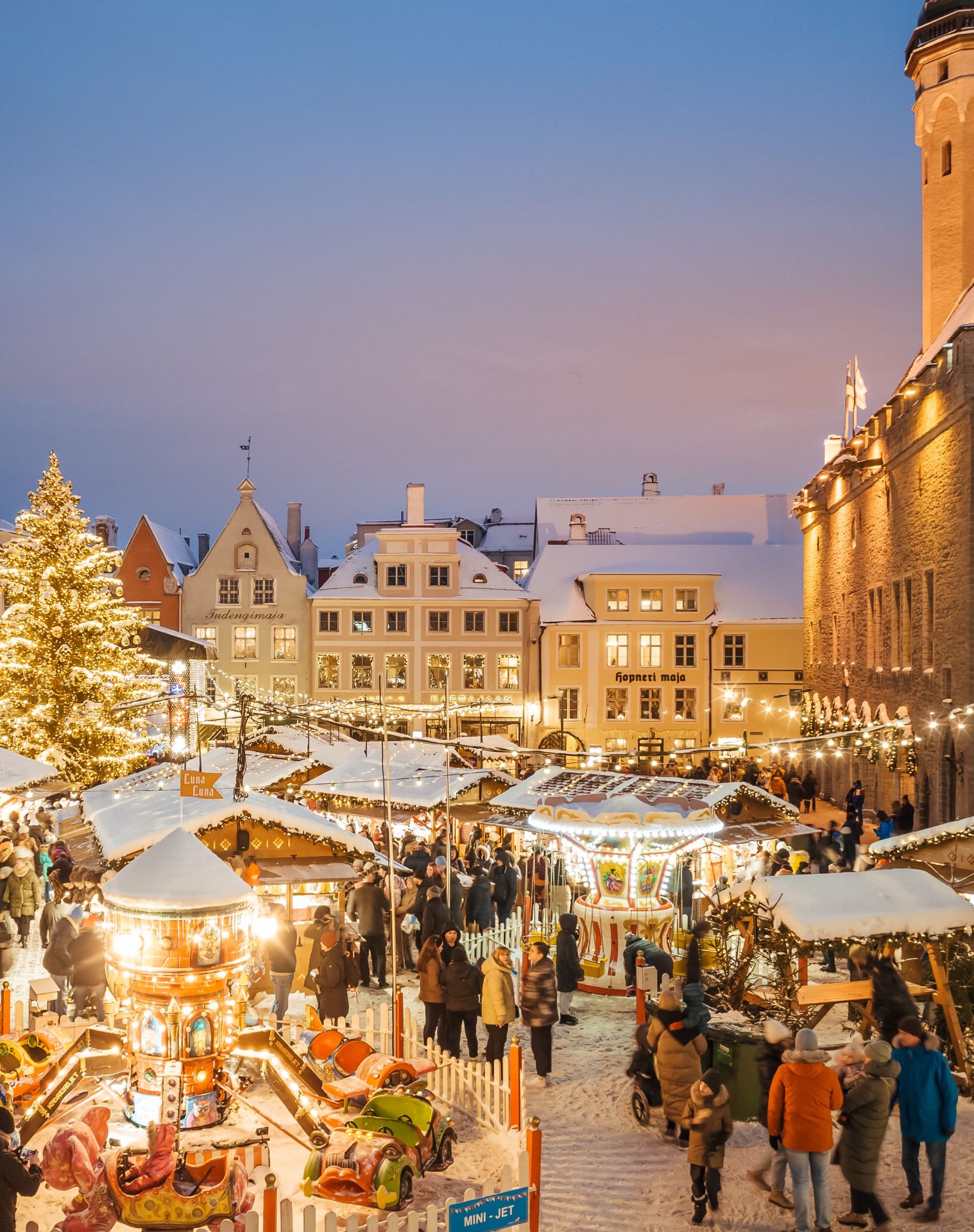 Tallinnan Raatihuoneentorin joulumarkkinat