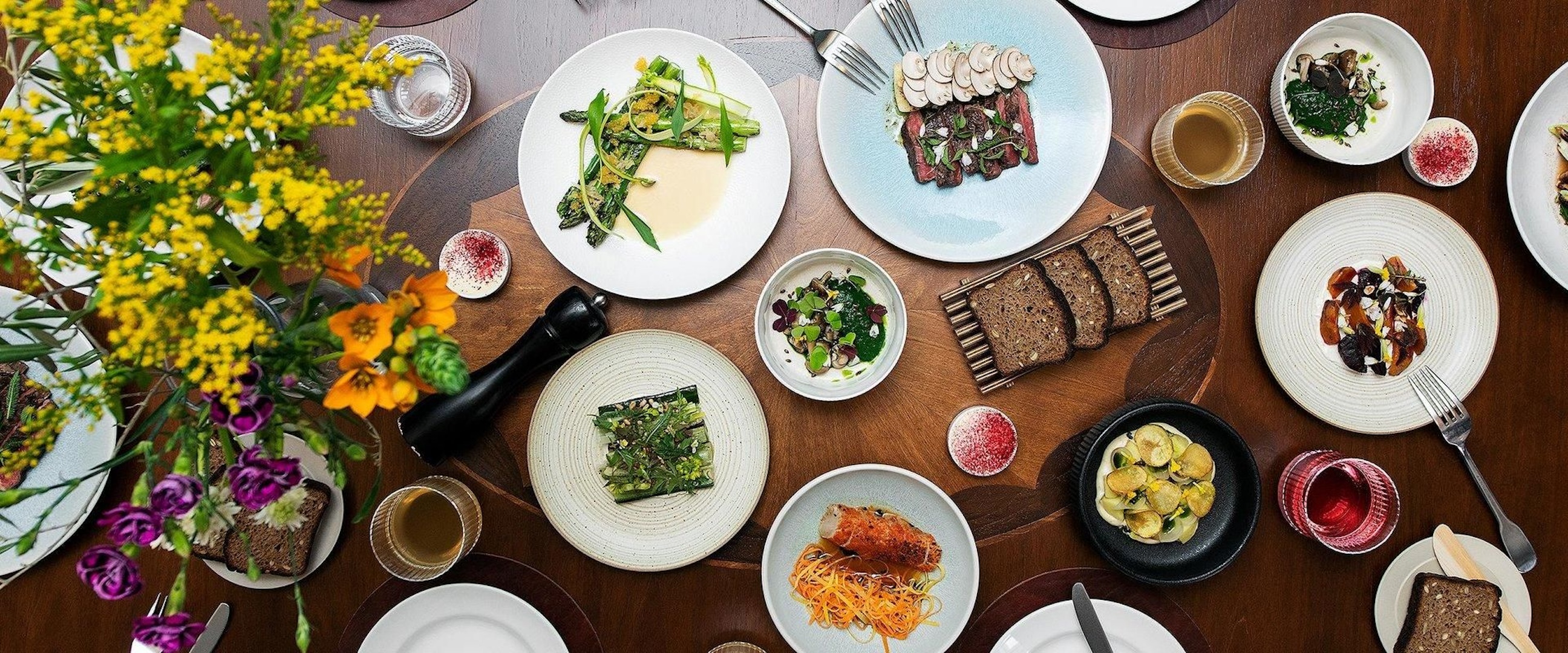 Plates of food on the table at Lee in Tallinn