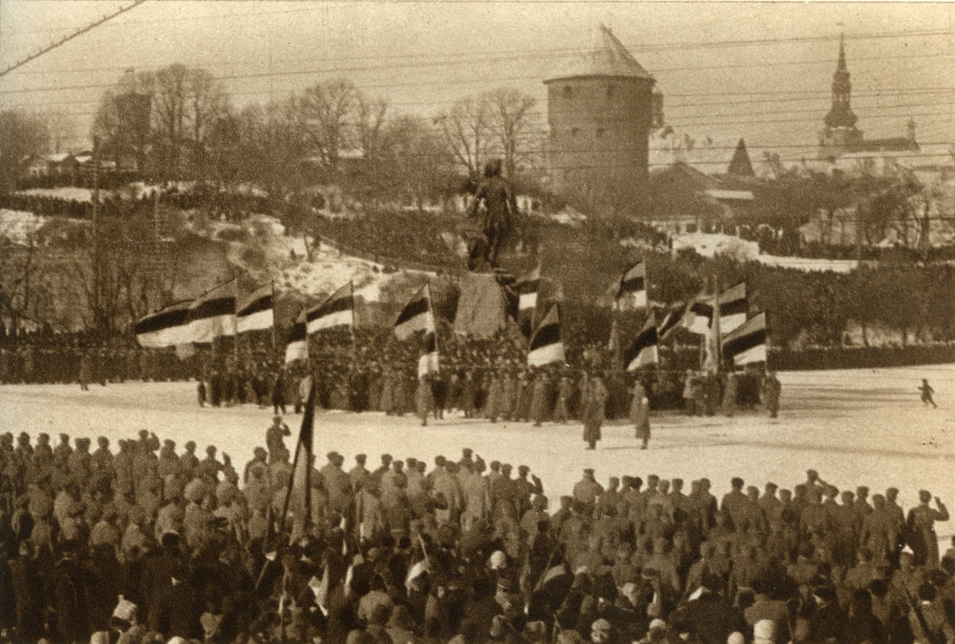 Militärparade zur Feier der Unabhängigkeit Estlands 1919