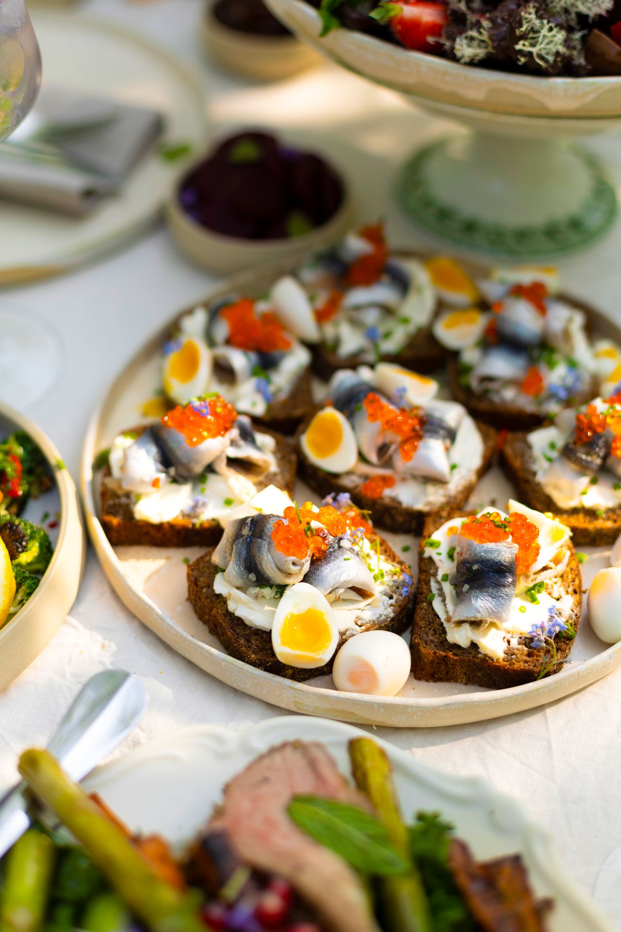 Traditionelles estnisches Essen - Sprottenbrot