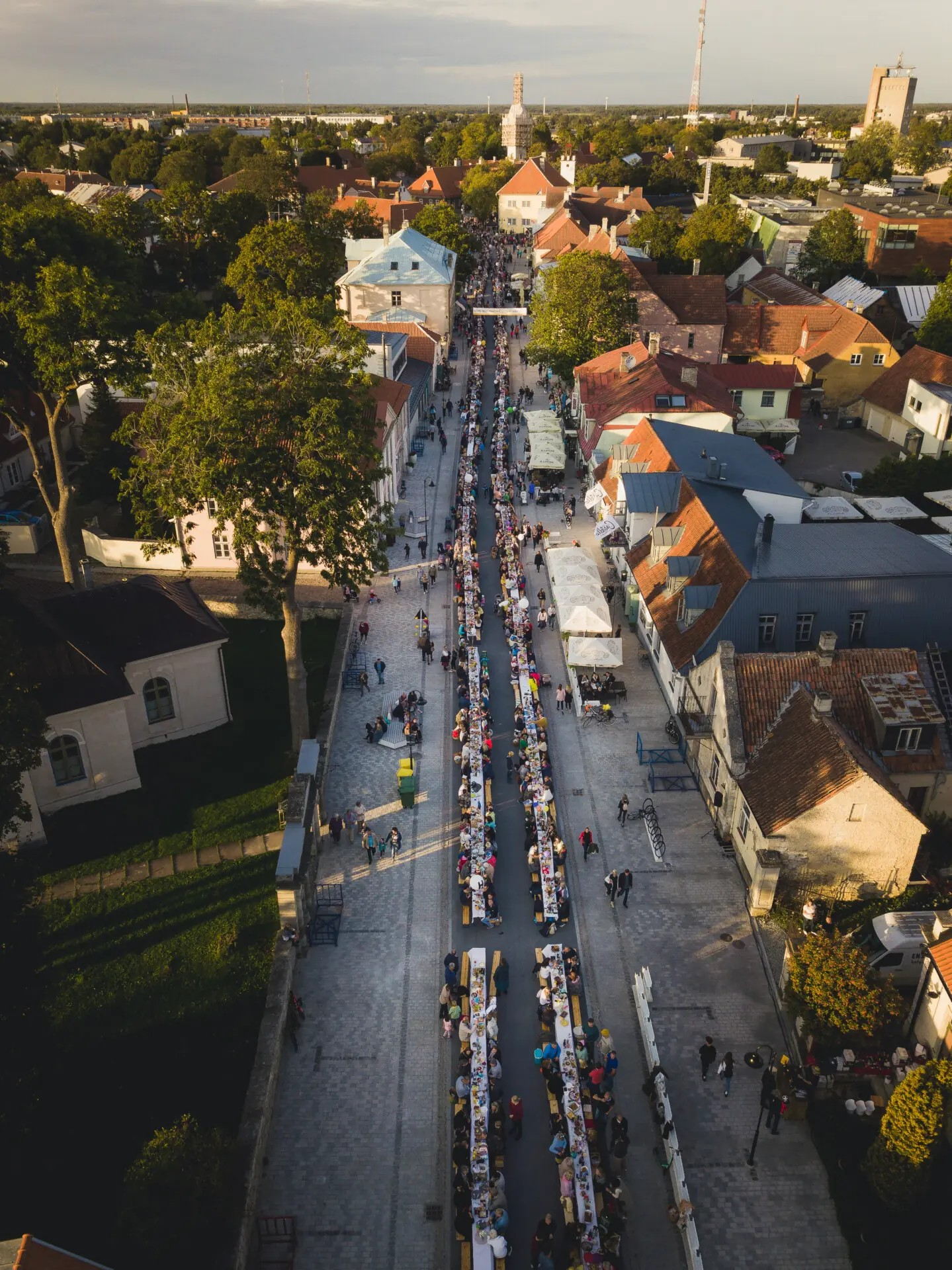 Kuressaare Street Picnic on Saaremaa brings local food lovers together