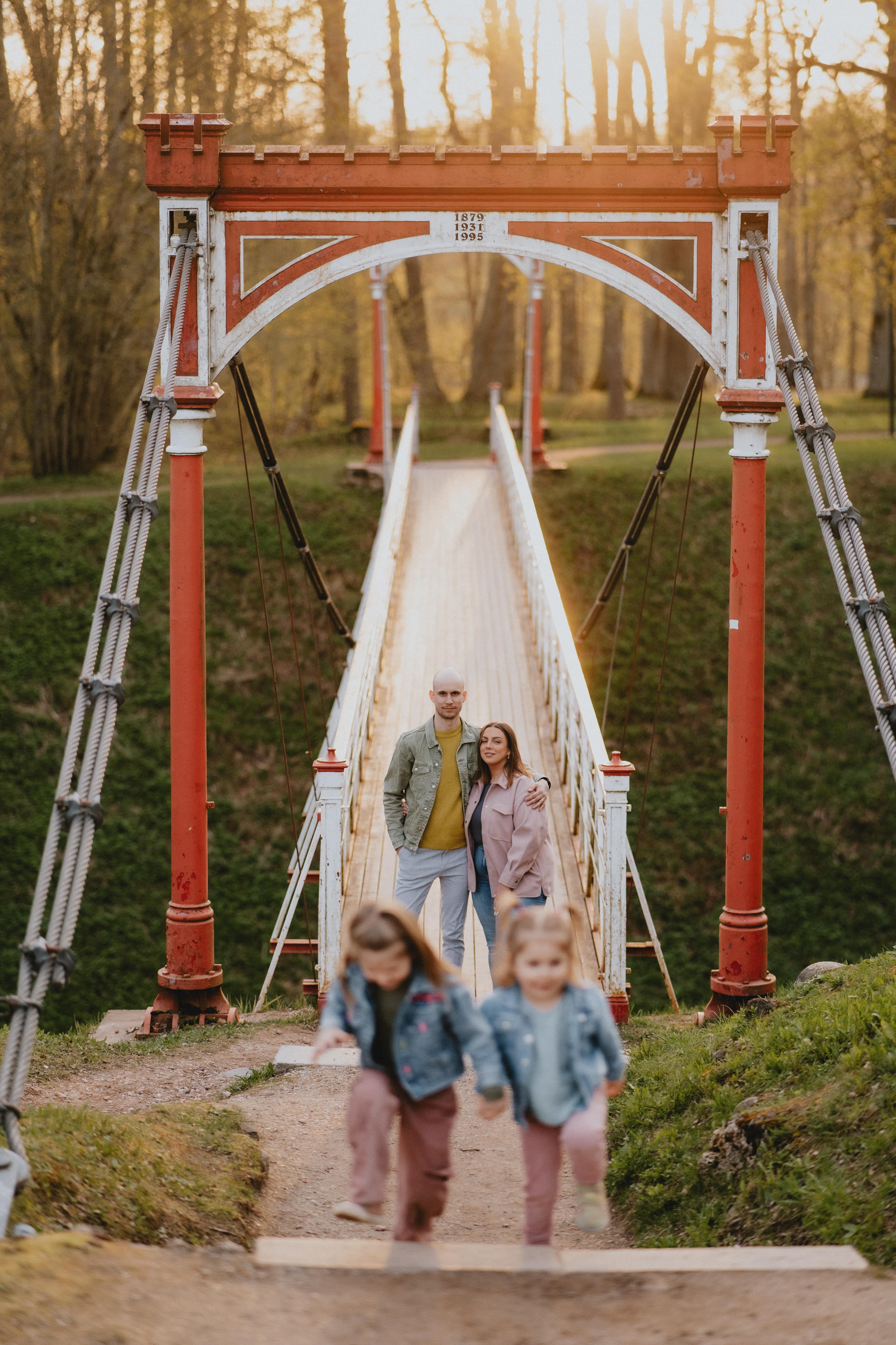 A family holiday visiting Viljandi's suspension bridge