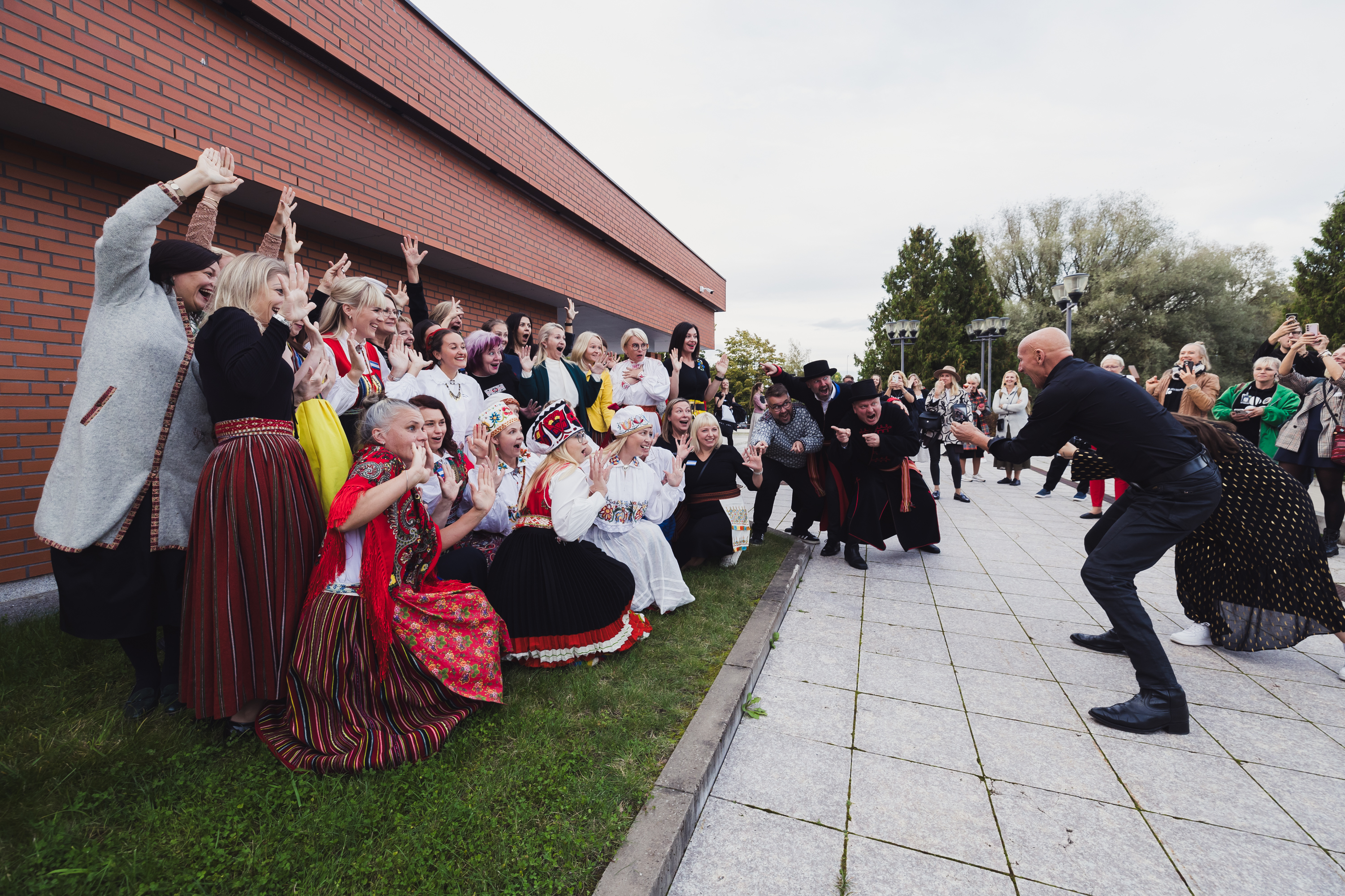 Jimmy Nelson poseerijaid juhendamas
