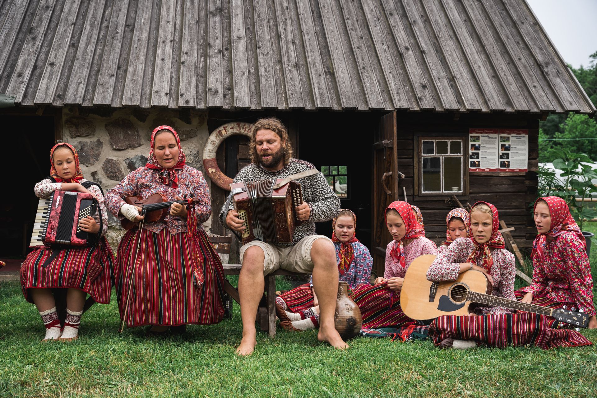 Kihnu-Insulaner beim Musizieren