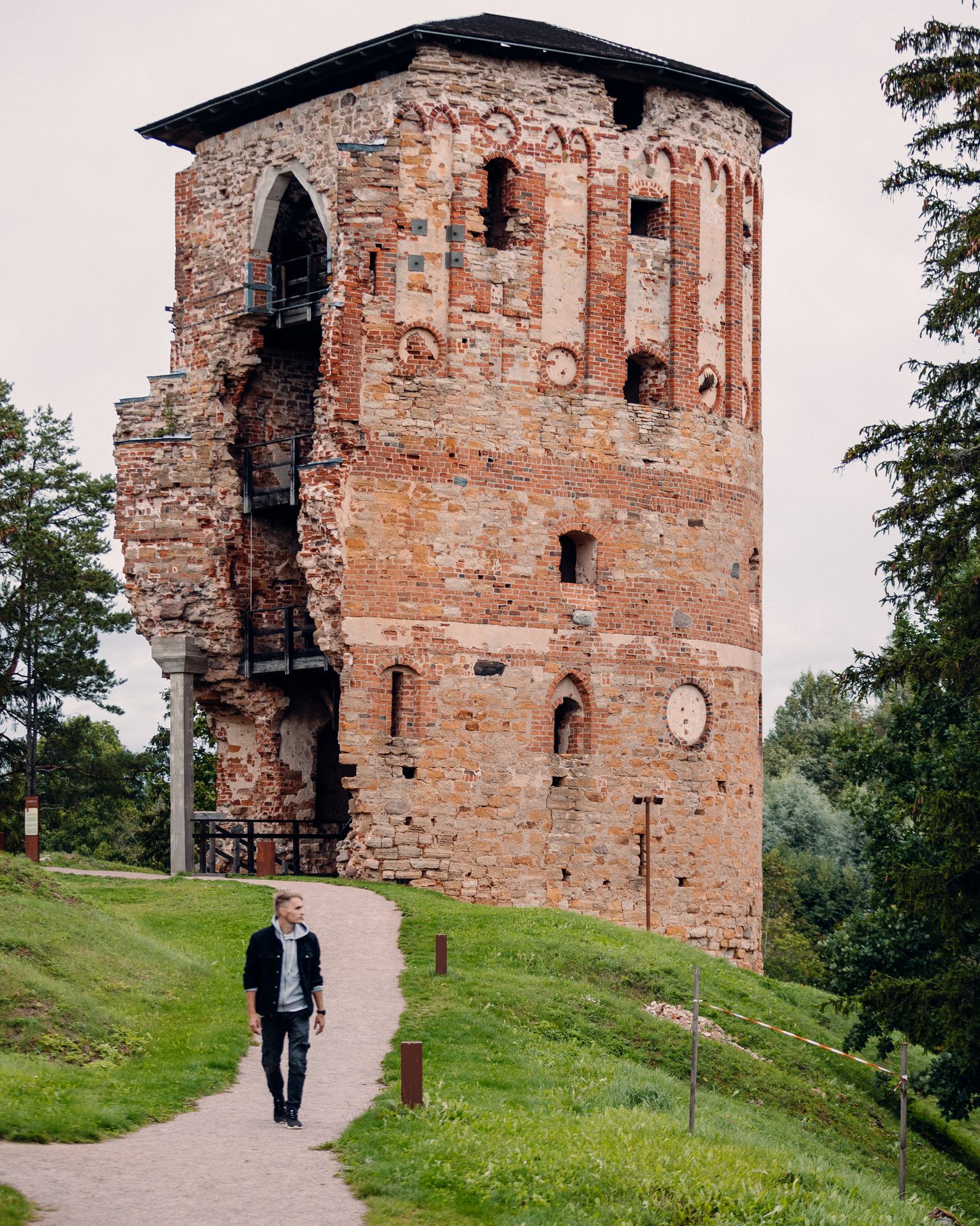 Ruins of Vastseliina Episcopal Castle and medieval history in Estonia