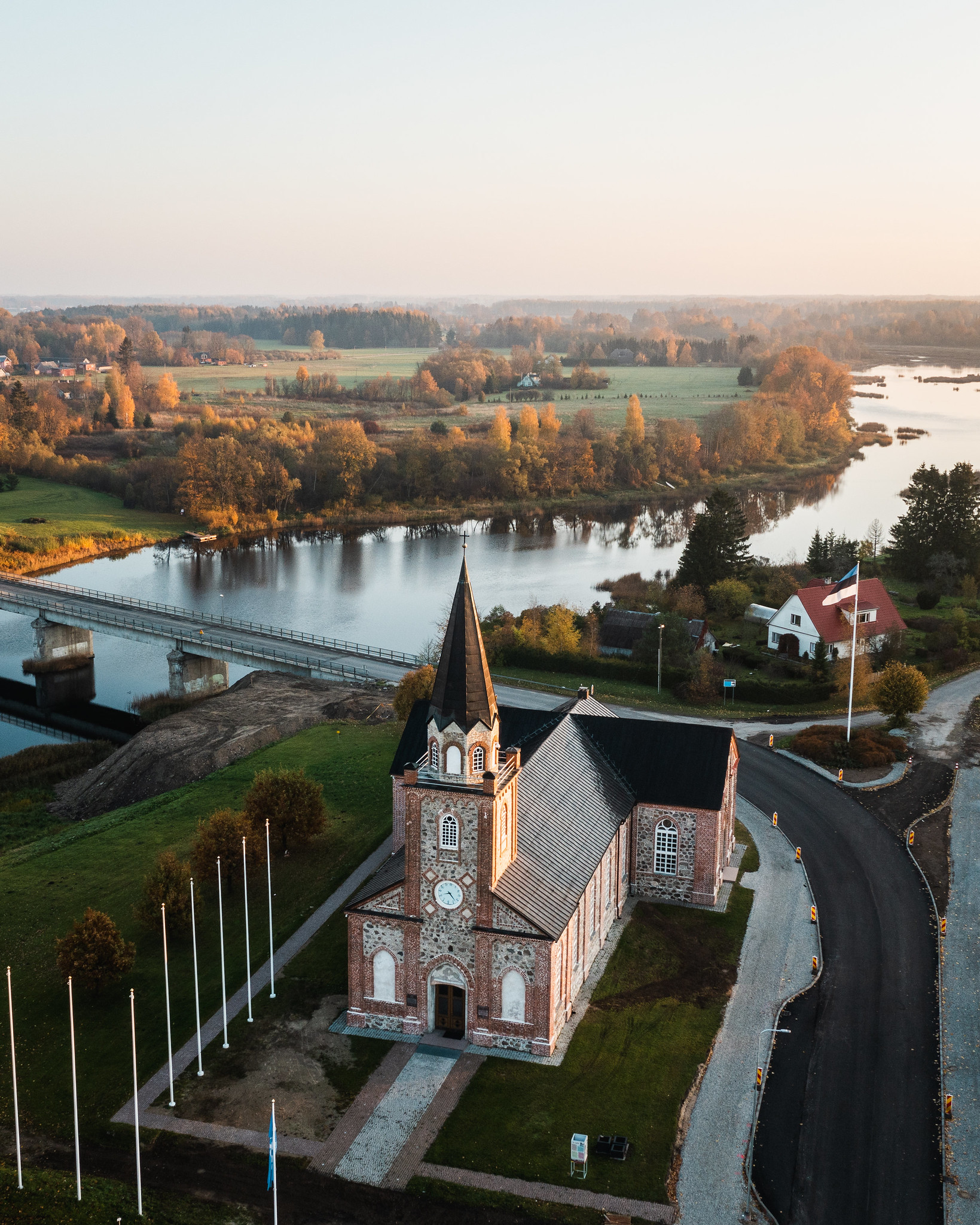 Estnische Kriegsgedenkkirche in Tori