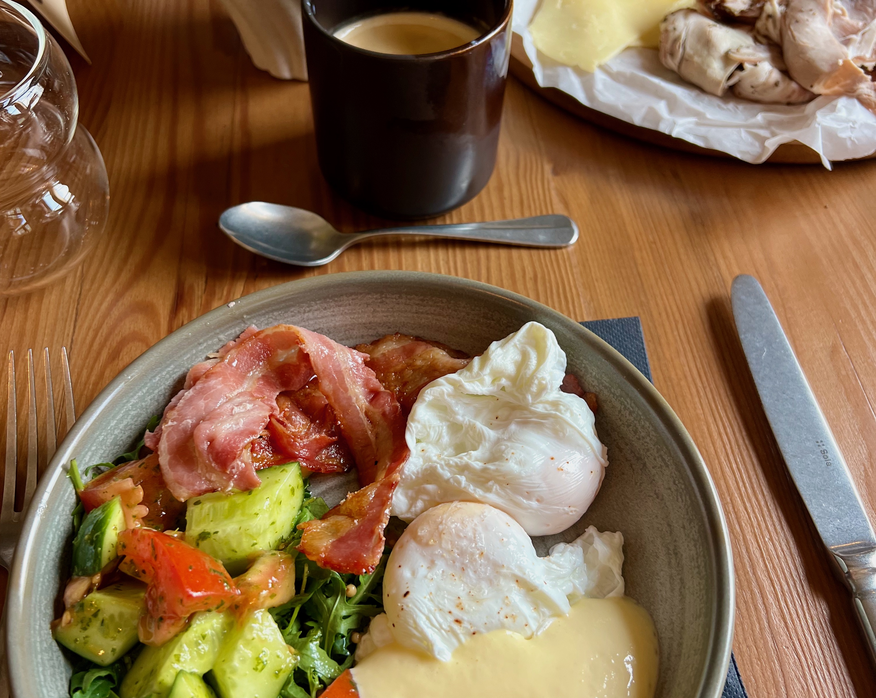 Breakfast at Ilmaveere in Setomaa with local eggs and garden produce