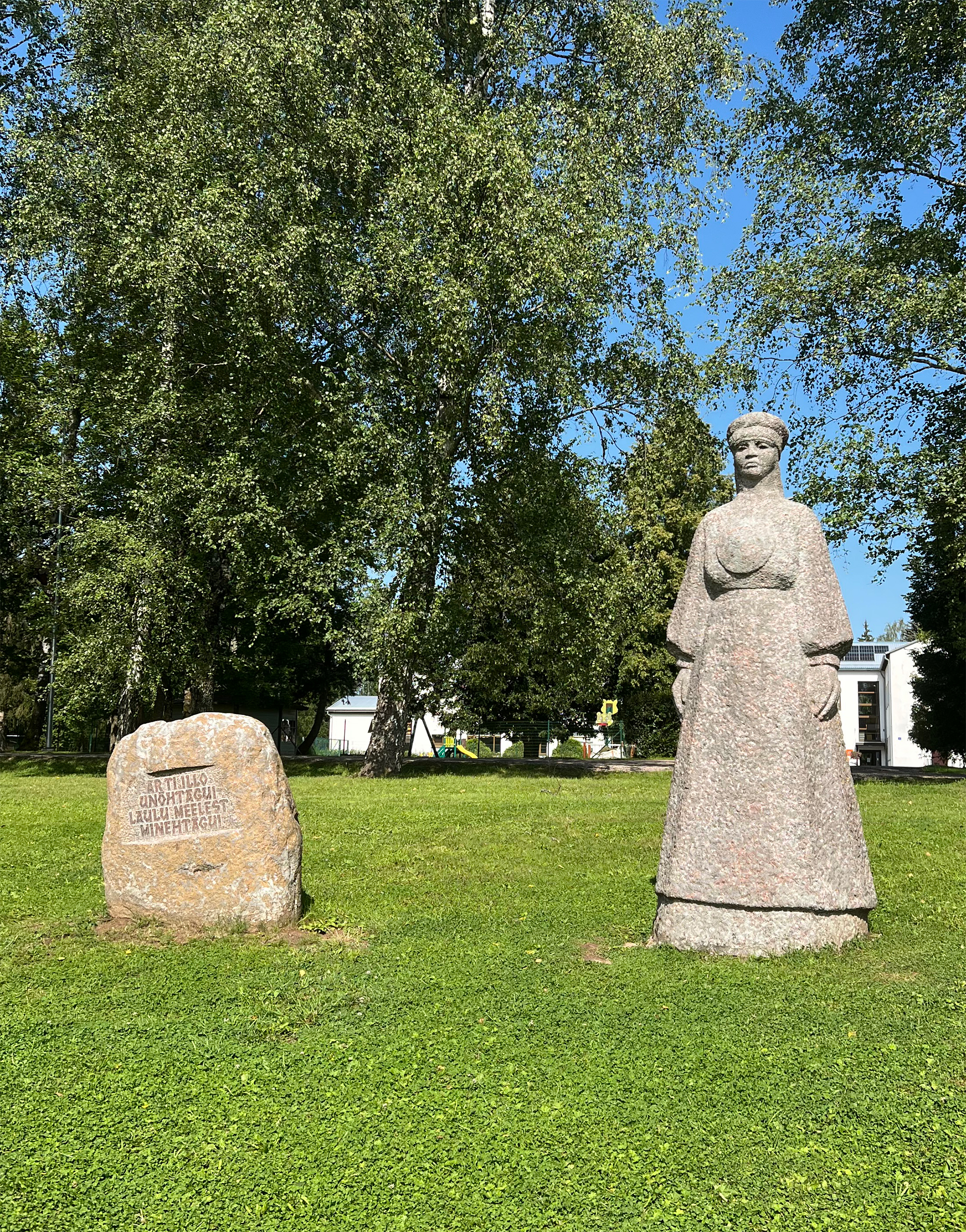 Denkmal für die singenden Seto-Mütter in Ilmaveere
