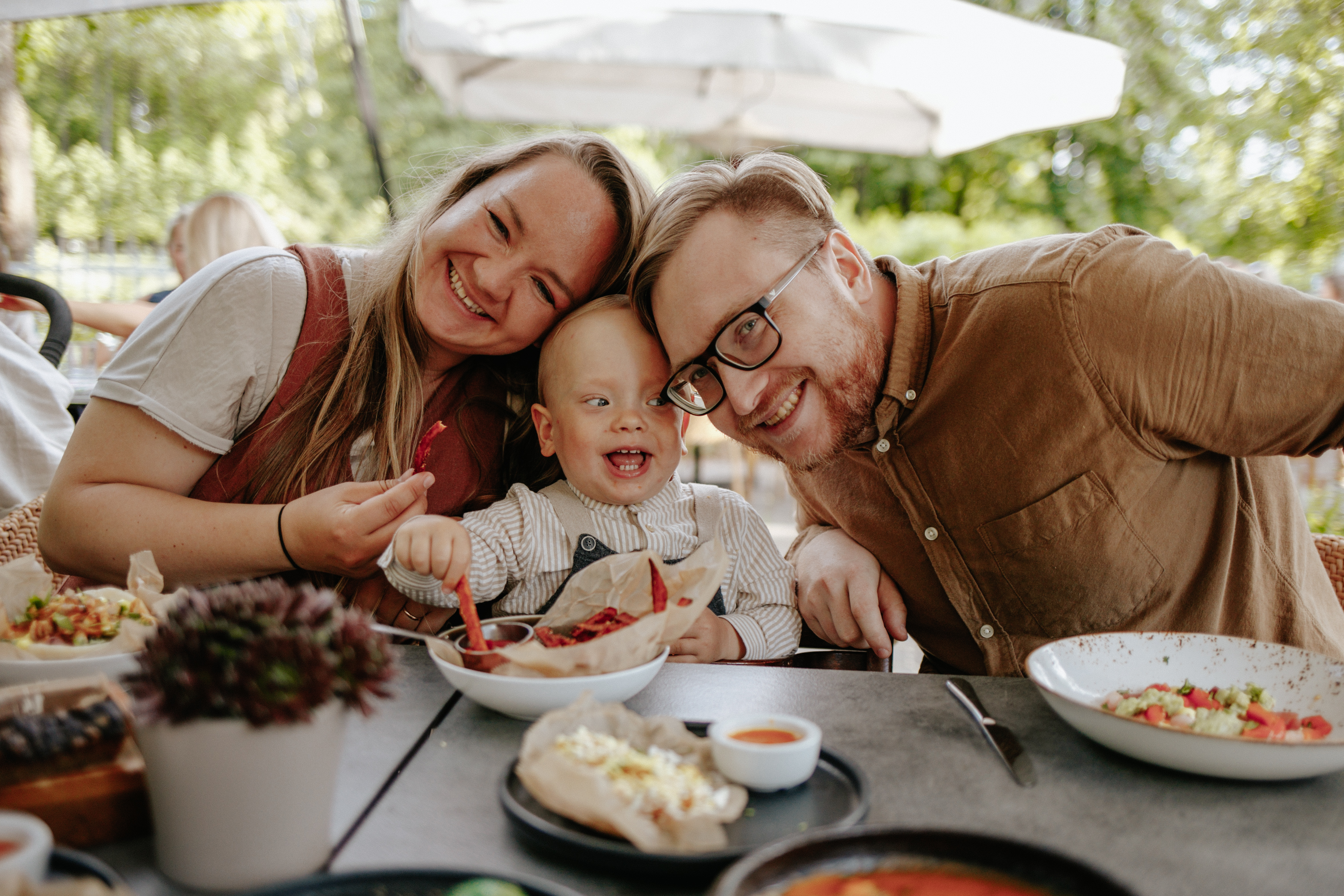 Perekond restoranis Mon Repos