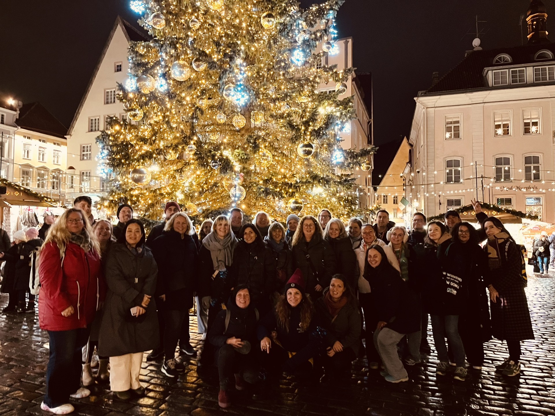 FAM-reisil olijad Tallinnas jõuluturul