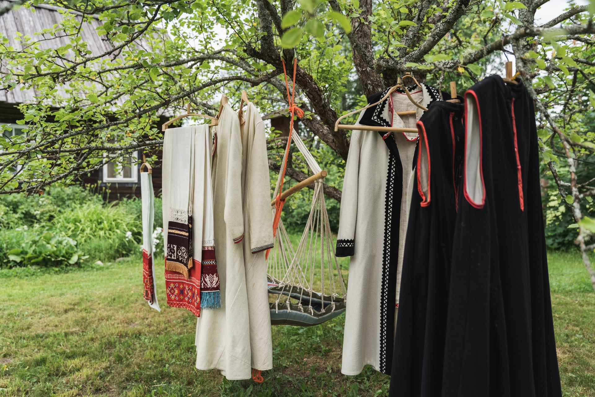 Igauņu tautastērpi - identitātes daļa