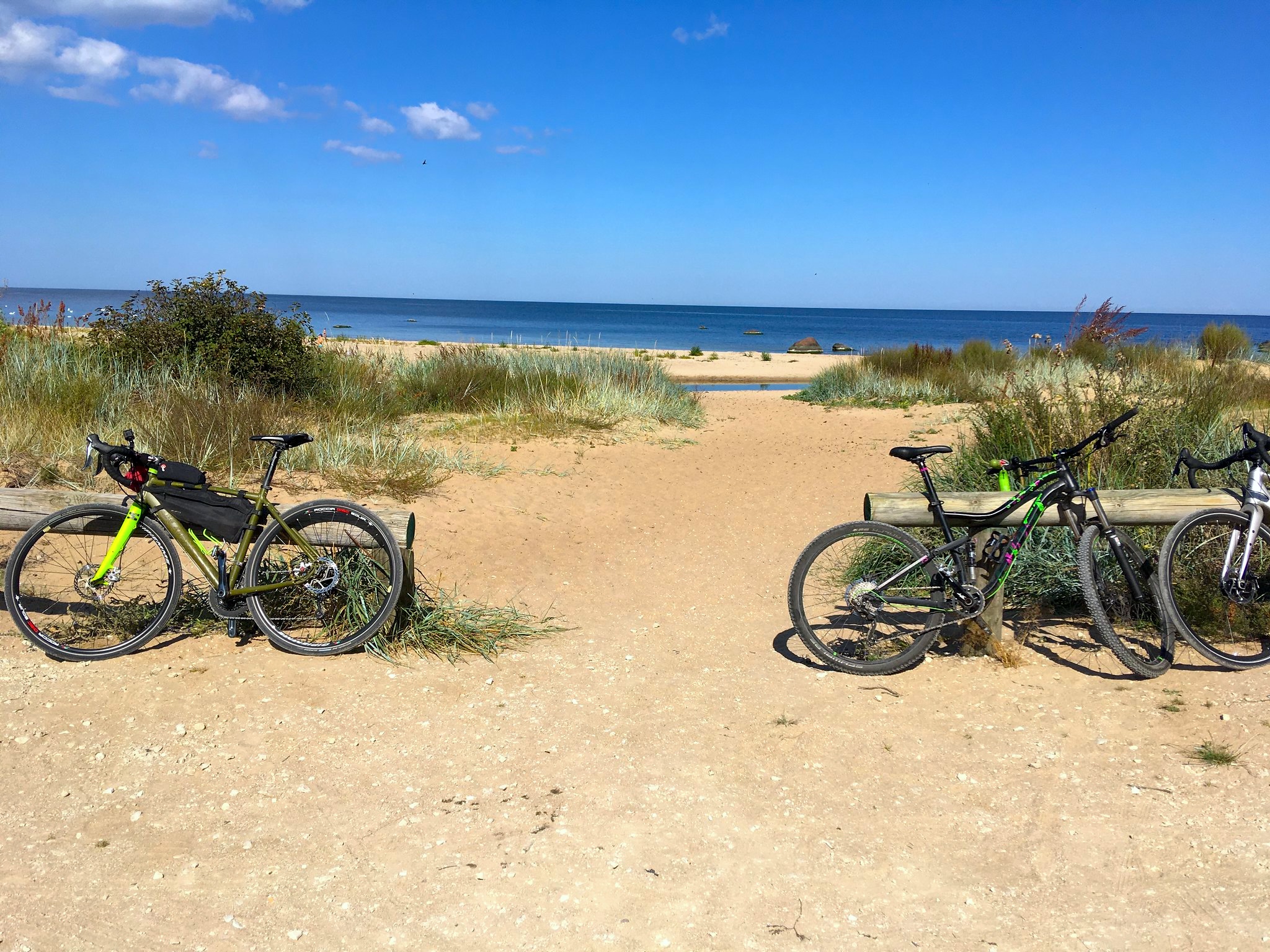 Riteņi Karepas pludmalē, Igaunijas EuroVelo 10. & 13. maršrutā