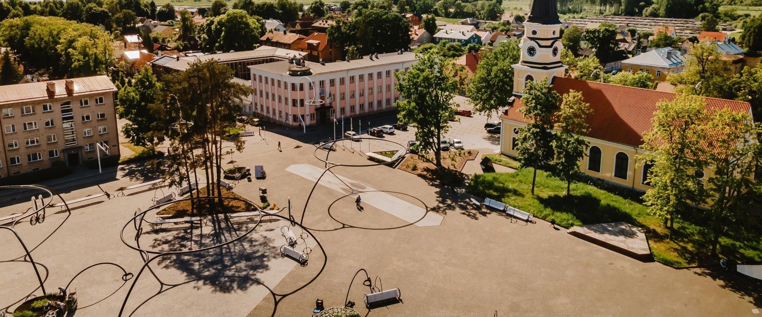 Blick auf den zentralen Platz der Stadt Võru