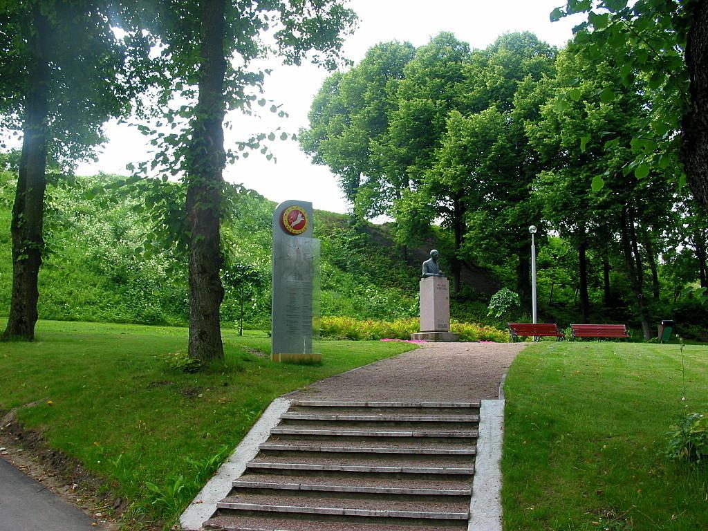 Das Denkmal für Friedrich Reinhold Kreutzwald in Rakvere