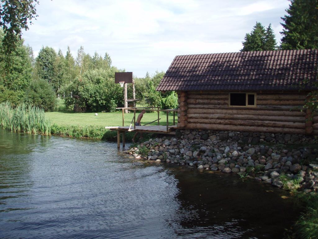 Hiie talu Puhkeküla