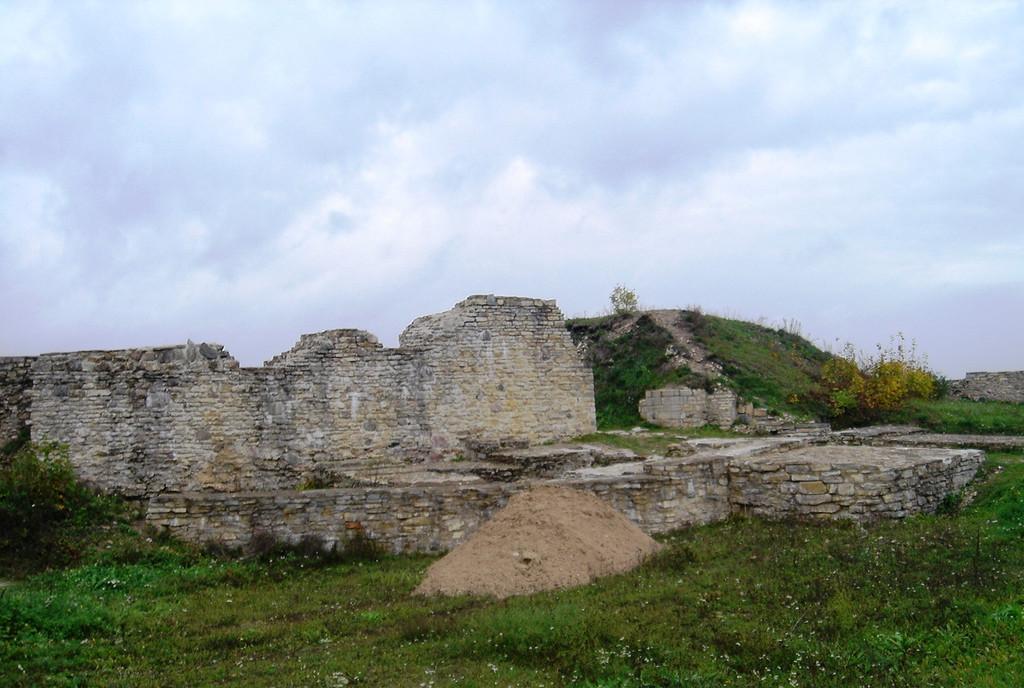 Ruinen der Festung Lihula