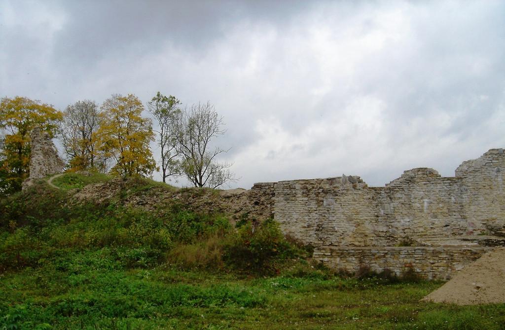 Ruins of Lihula Stronghold