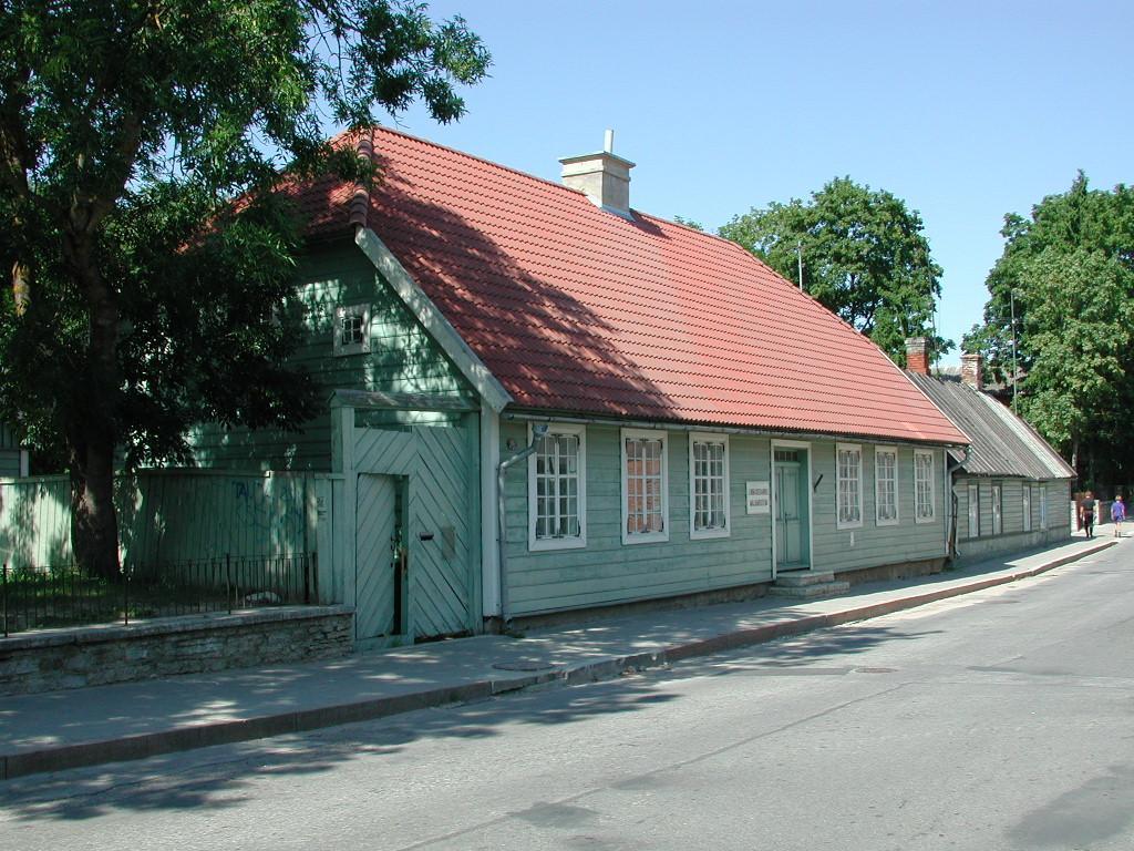 Rakveren kaupunkilaisen talomuseo (Rakvere linnakodaniku majamuuseum)