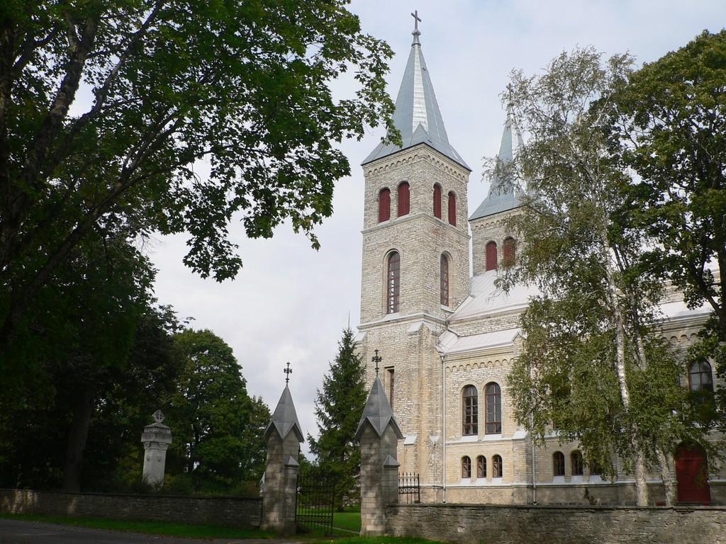 Die Maria-Magdalena-Kirche in Rapla