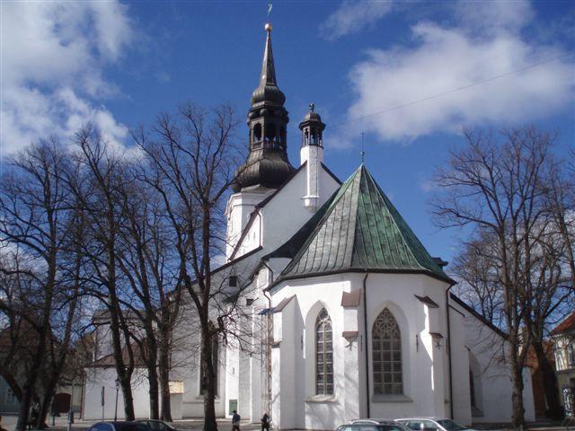 Bischöfliche Domkirche in Tallinn und Glockenturm