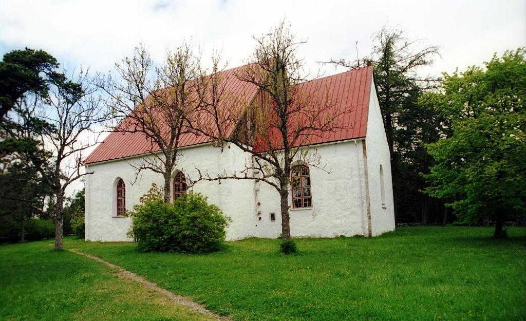Die St. Olai-Kirche in Vormsi