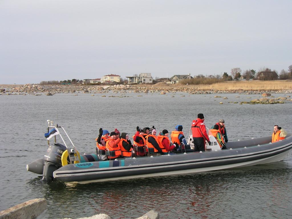 Meeressafari auf die Insel Naissaar und eine Lastwagenfahrt auf der Insel