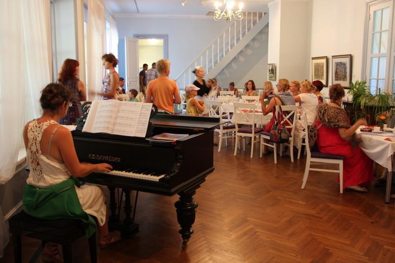 Das Lange Haus des Museums von Hiiumaa