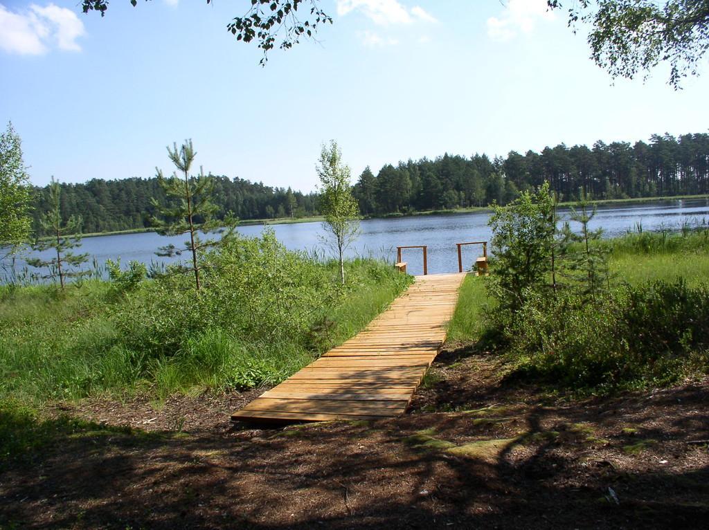 Study trail at Lake Parika Väikejärv