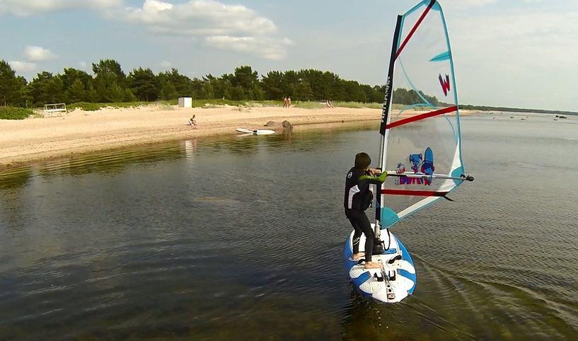 Laulasmaa Surfikool