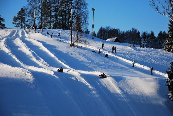 Ansomäe snowtubing