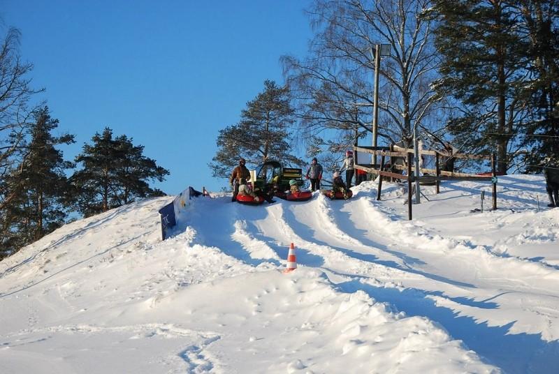 Ansomäe snowtubing