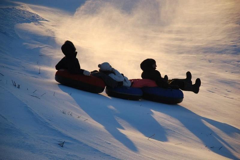 Ansomäe snowtubing