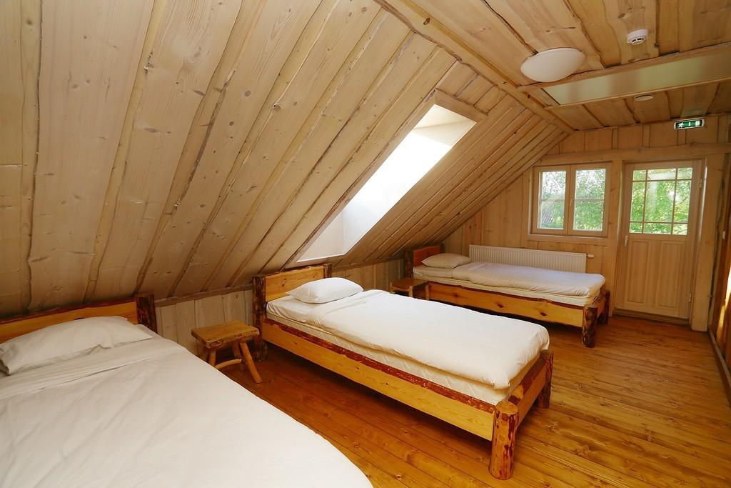 Mäeotsa puhketalu magamistuba