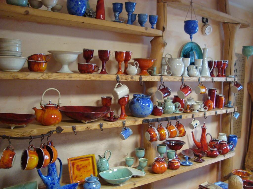 Eddi Potitehas ceramics studio at Maarja-Magdaleena Guild