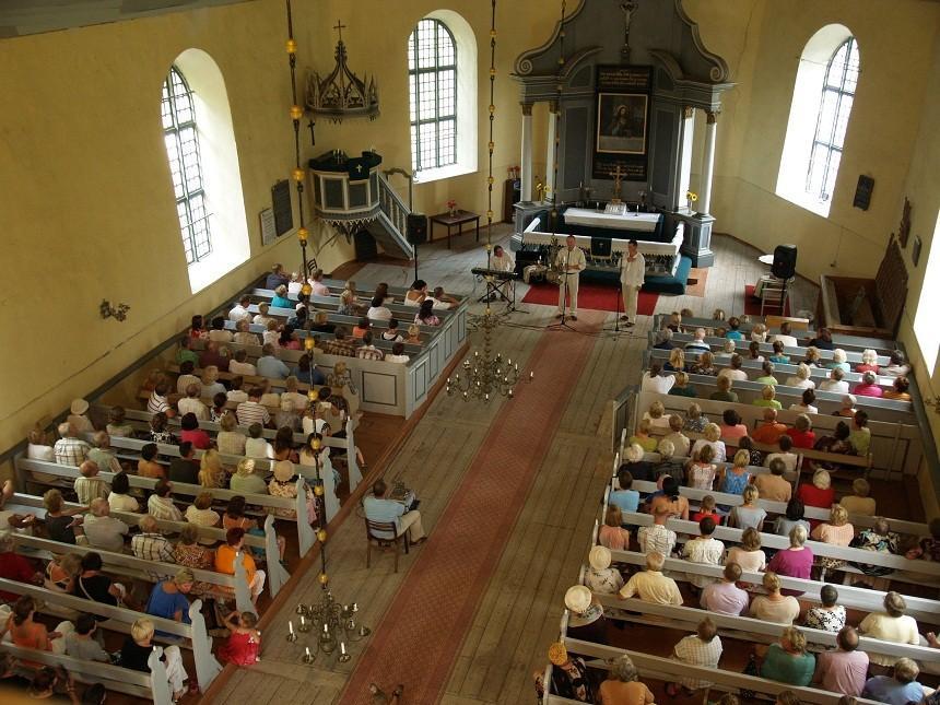 Maarja-Kirche in Tõstamaa