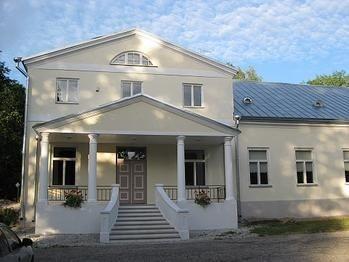 Pajusi manor