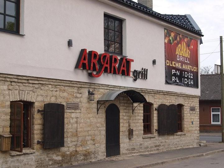 Ararati barbecue courtyard