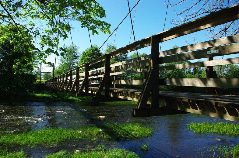 Jõesuu rippsild Pärnumaal