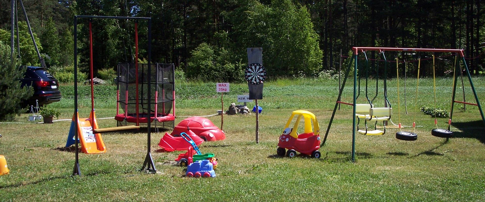 Kempings "Mini Kämping", bērnu rotaļu laukums