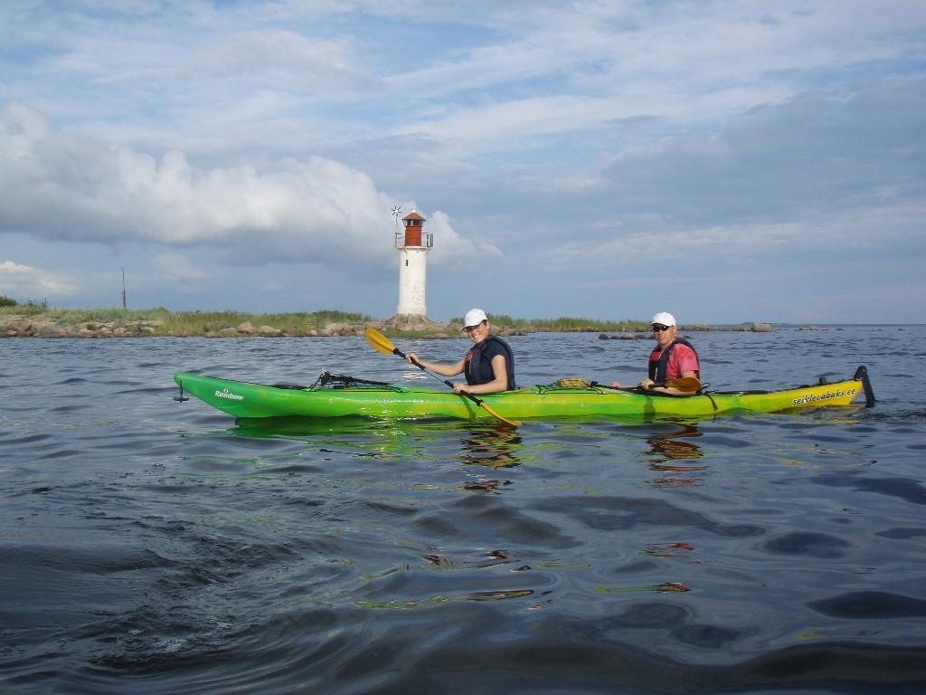 Kayak tour to Manija island by Seikle Vabaks